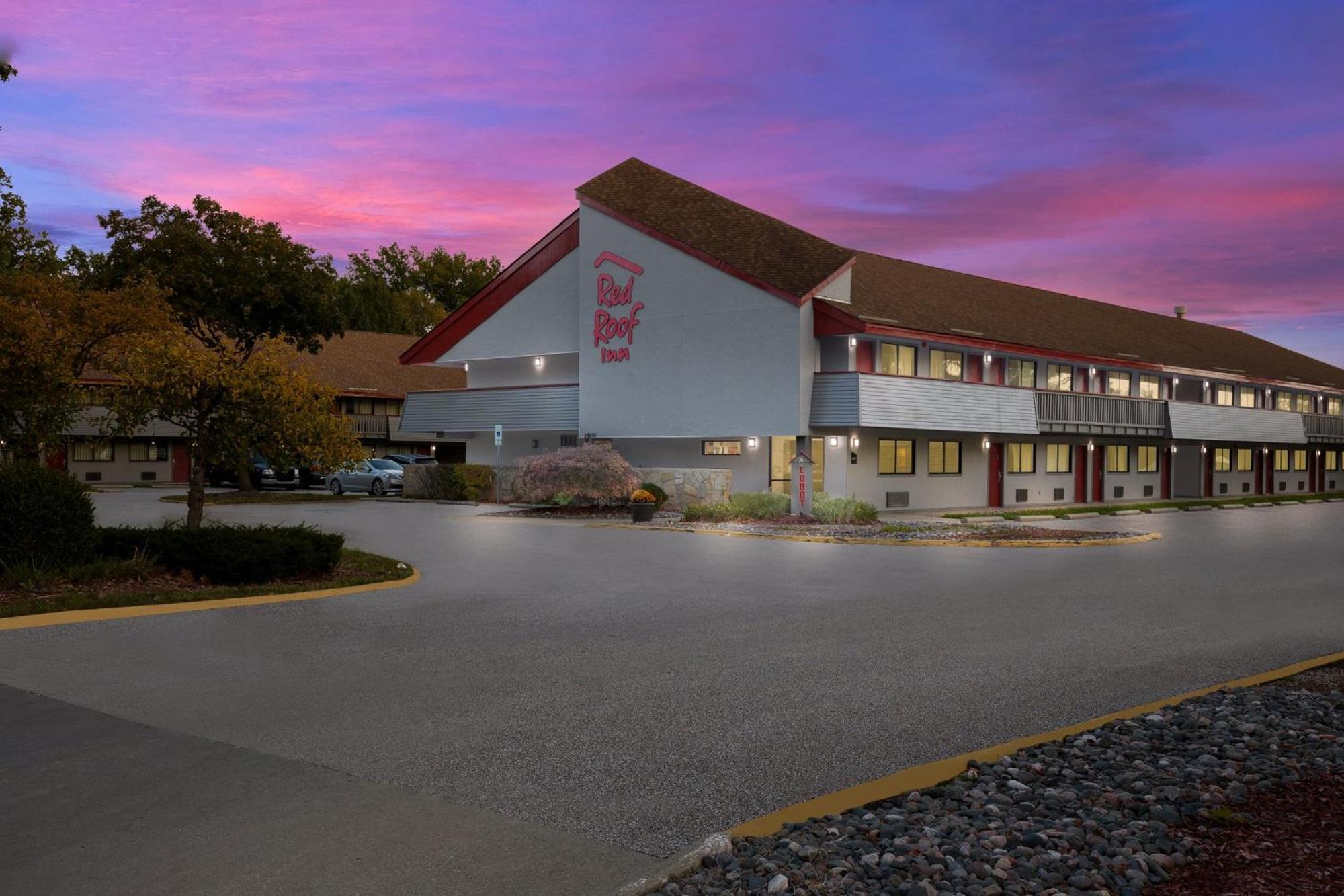 Red Roof Inn Cleveland - Westlake Eksteriør billede