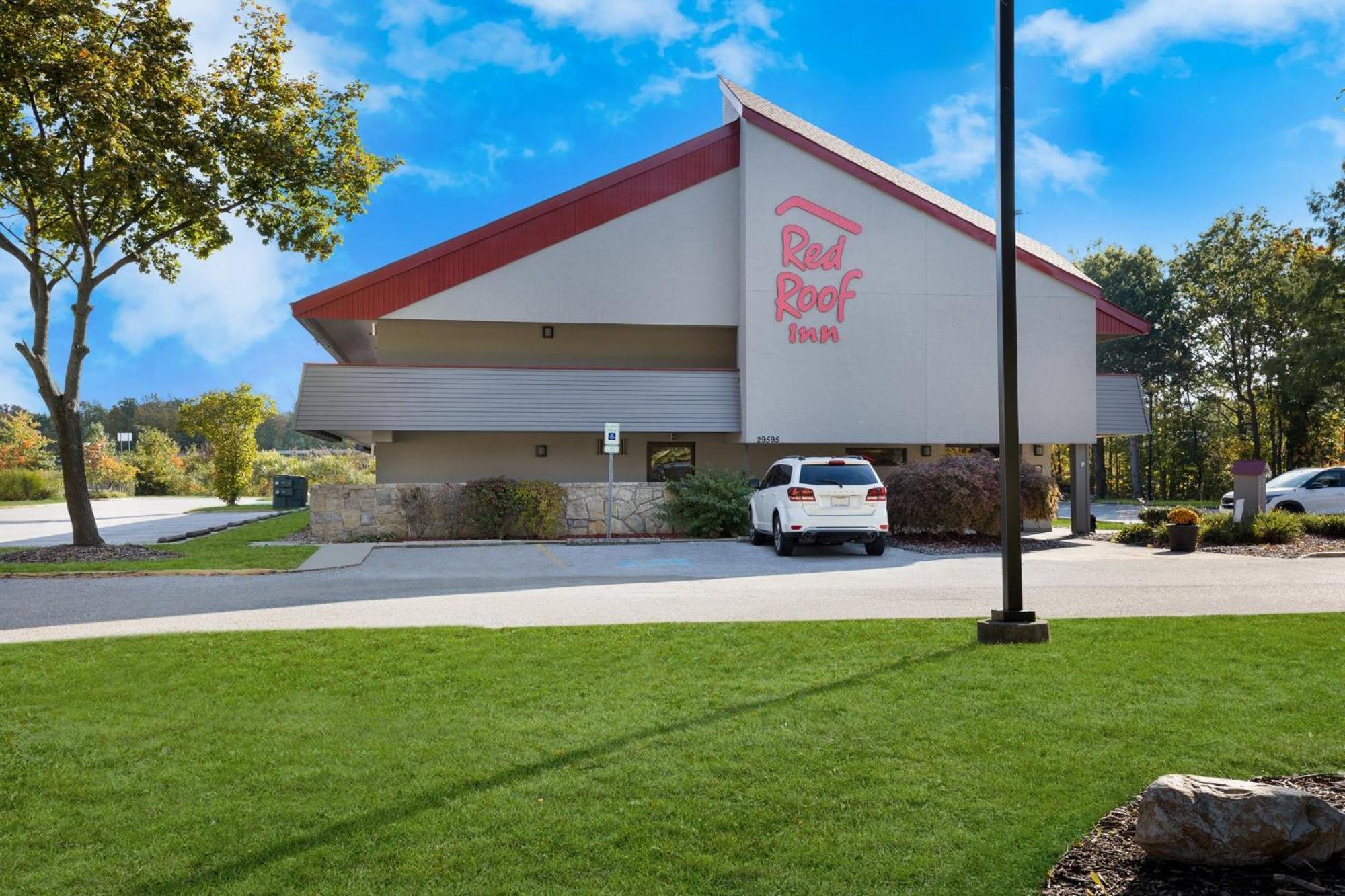Red Roof Inn Cleveland - Westlake Eksteriør billede