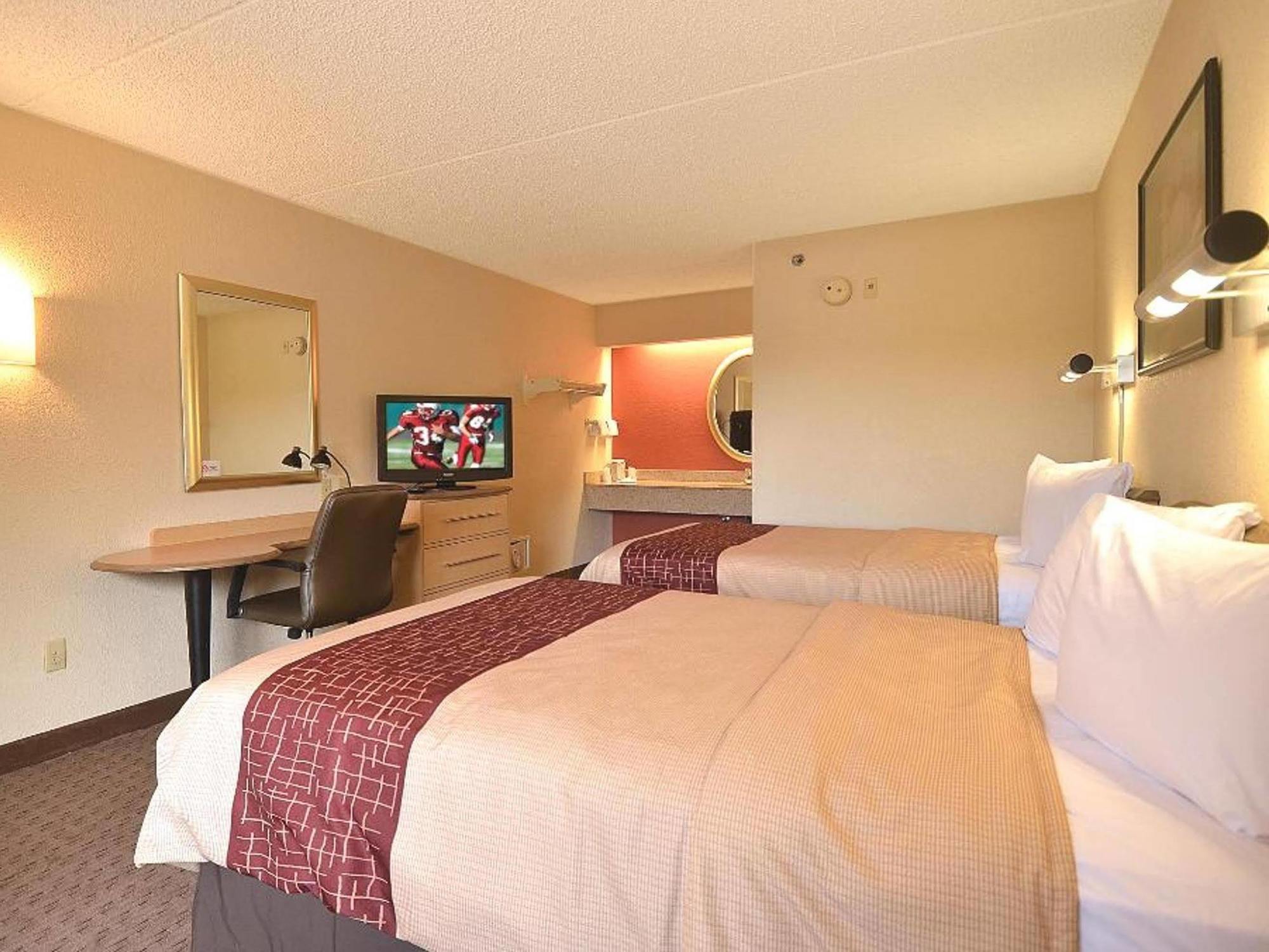 Red Roof Inn Cleveland - Westlake Eksteriør billede